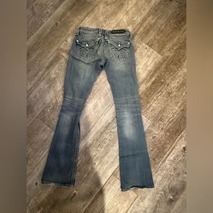 Bootcut Rock revivals 27